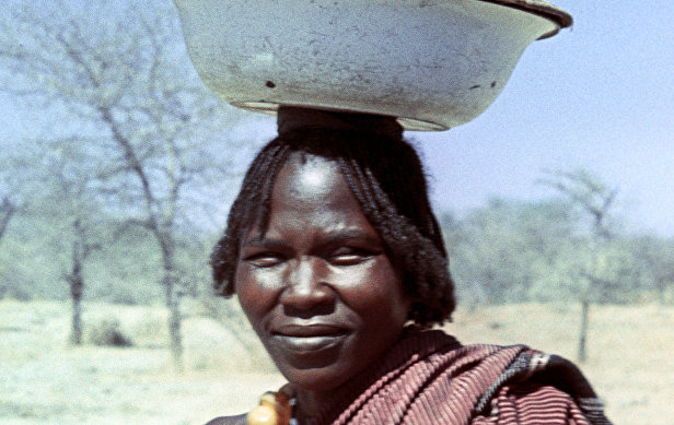 Судан. Провинция Дарфор. Женщина из племени фор.