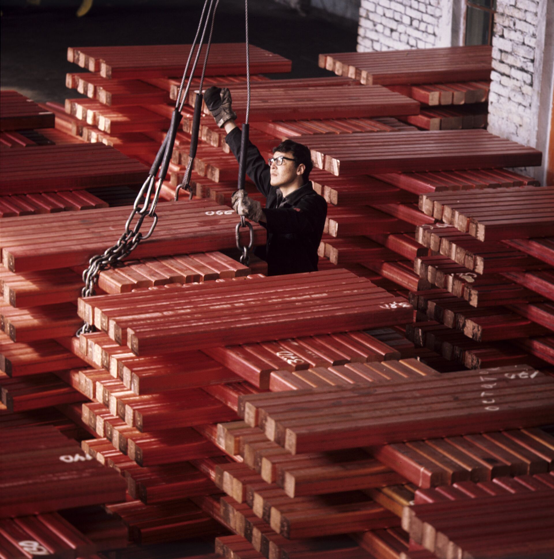 Слитки меди - готовая продукция - ПРАЙМ, 1920, 06.07.2023