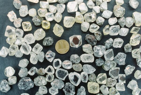 алмазы Якутии, Алроса алмазы Якутии, Алроса