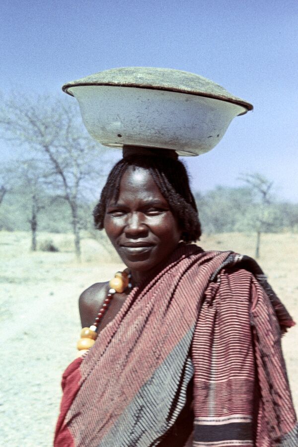 Судан. Провинция Дарфор. Женщина из племени фор. Судан. Провинция Дарфор. Женщина из племени фор.