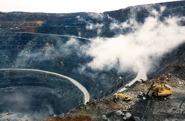 золото добыча рудник золото добыча рудник