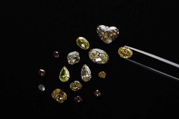 бриллианты, АК Алроса бриллианты, АК Алроса