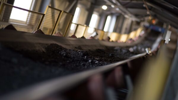 Конвейер с рудой Конвейер с рудой